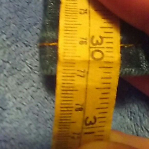 EUC Bullhead Holy Jeans - Picture 4 of 6